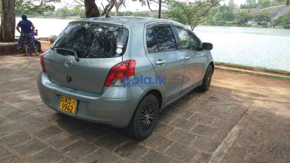 Toyota Vitz 2008 - photo 1