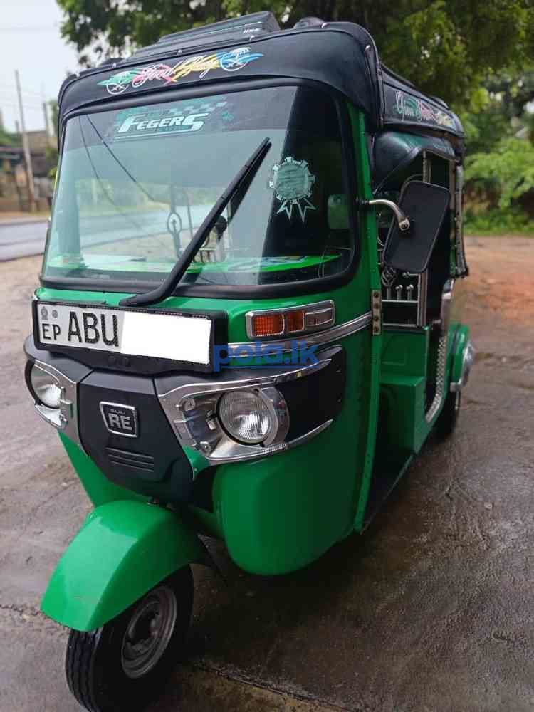 Bajaj three-wheeler - photo 8