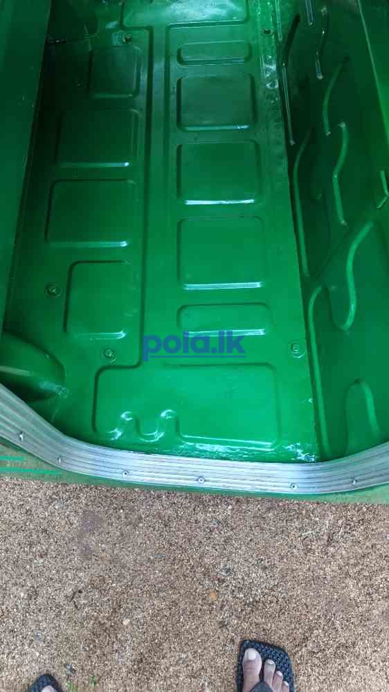 Bajaj three-wheeler - photo 5