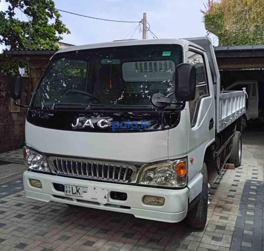 Tipper JAC - photo 1