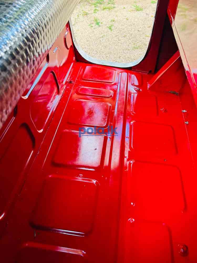 Bajaj three-wheeler - photo 4