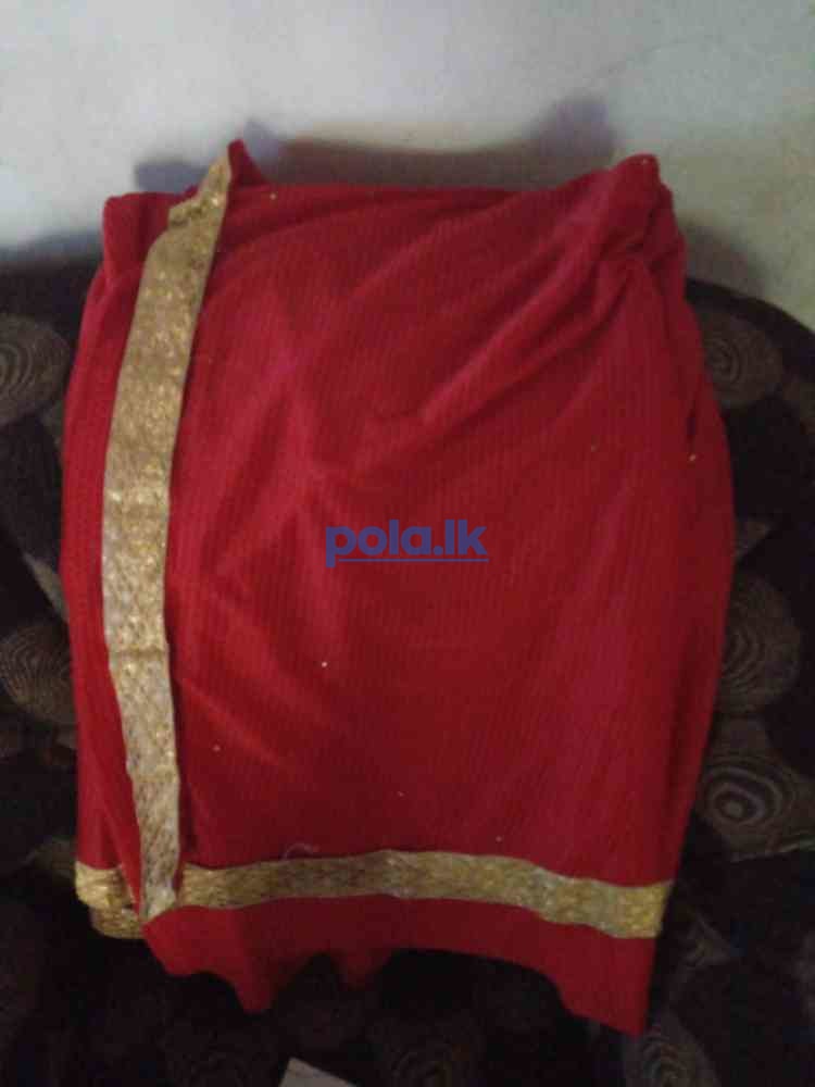 Red saree and jacket - photo 1