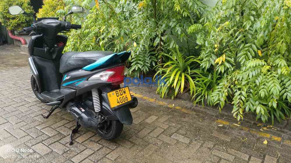 Yamaha scooter for sale - photo 3