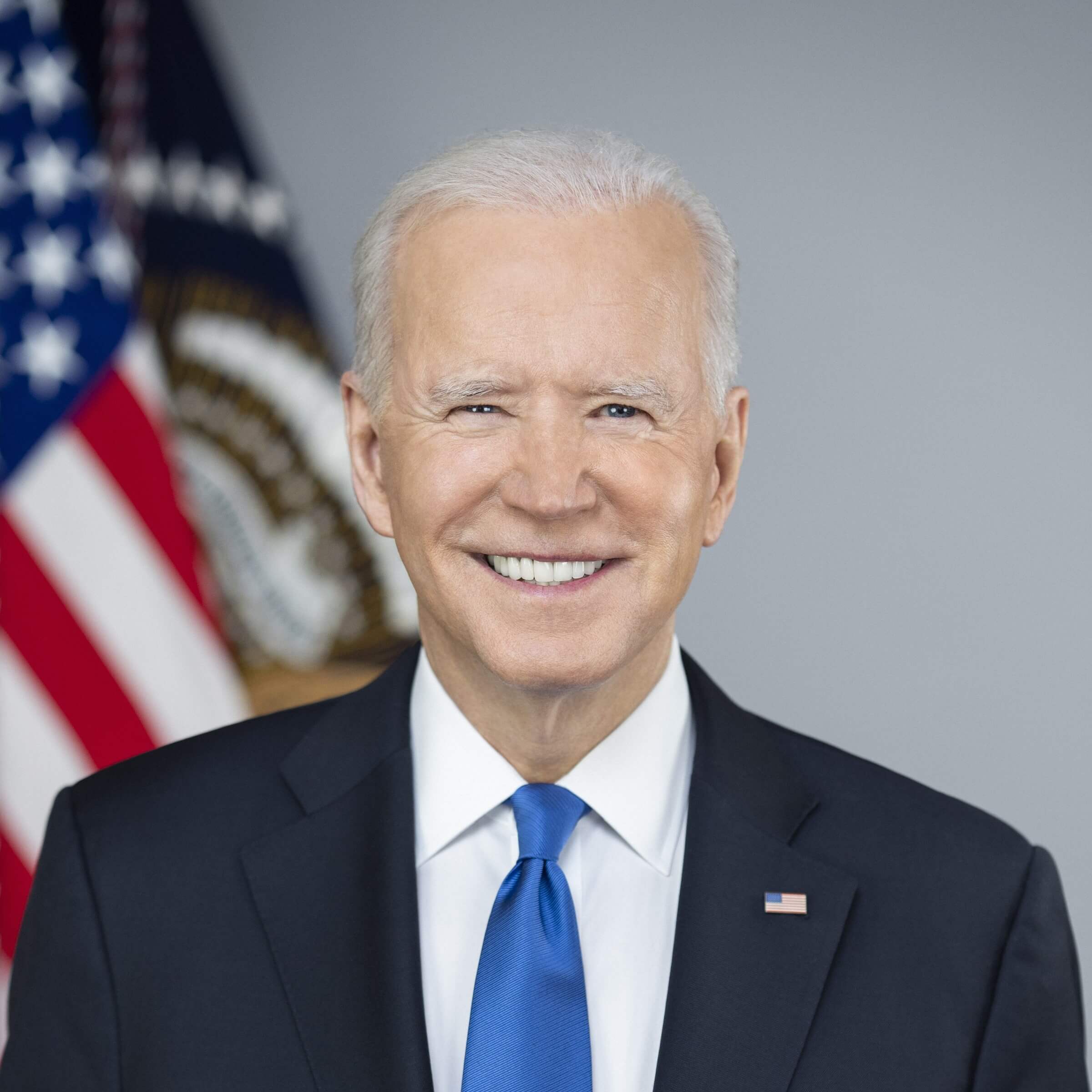 Joe_Biden_presidential_portrait(1).jpg