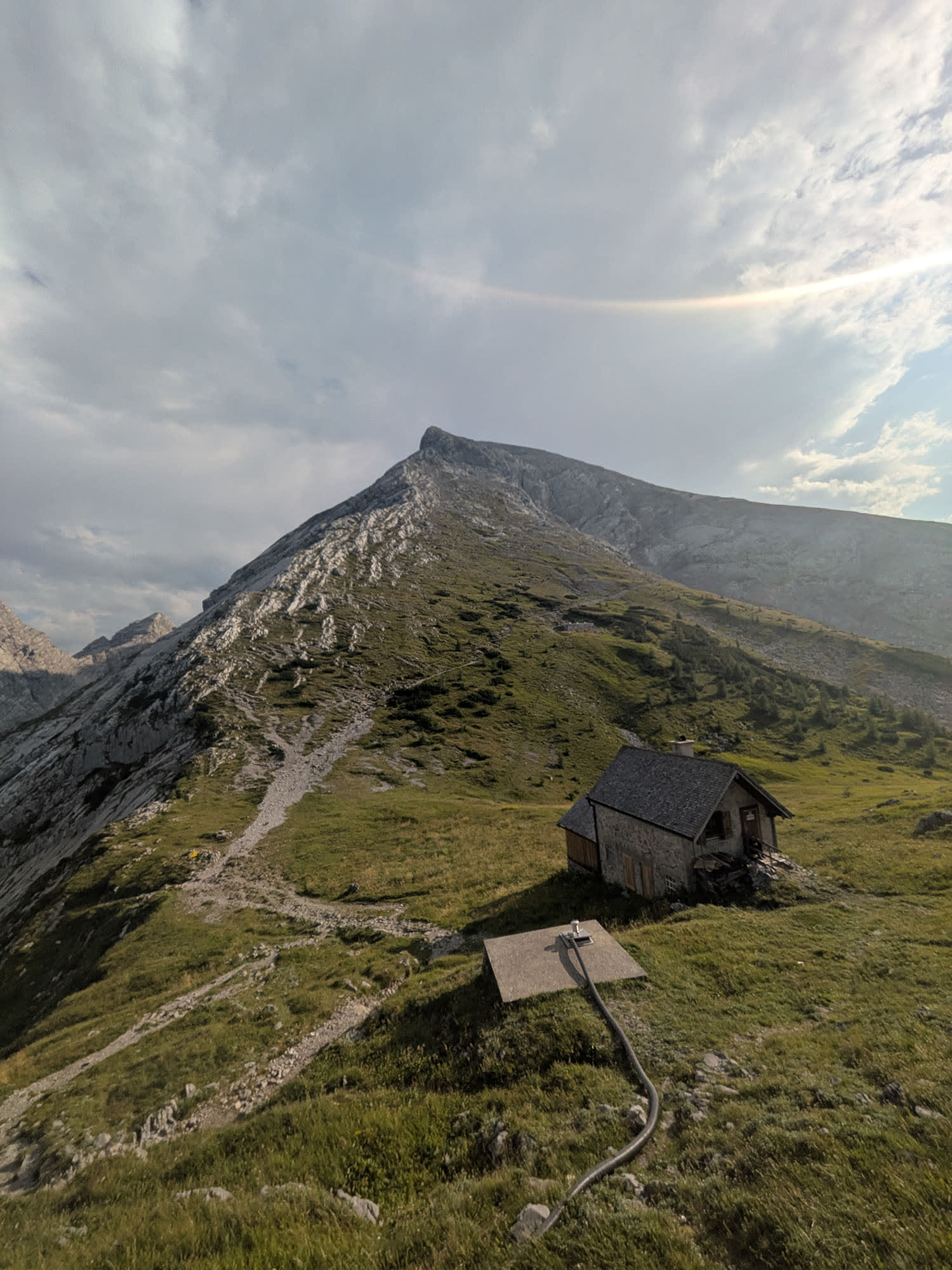 Arriving at the Watzmannhaus the day prior to the ridge crossing