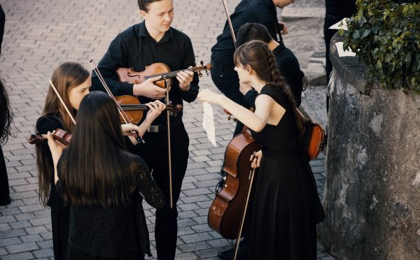 Students Balazs Böröcz Pilvax