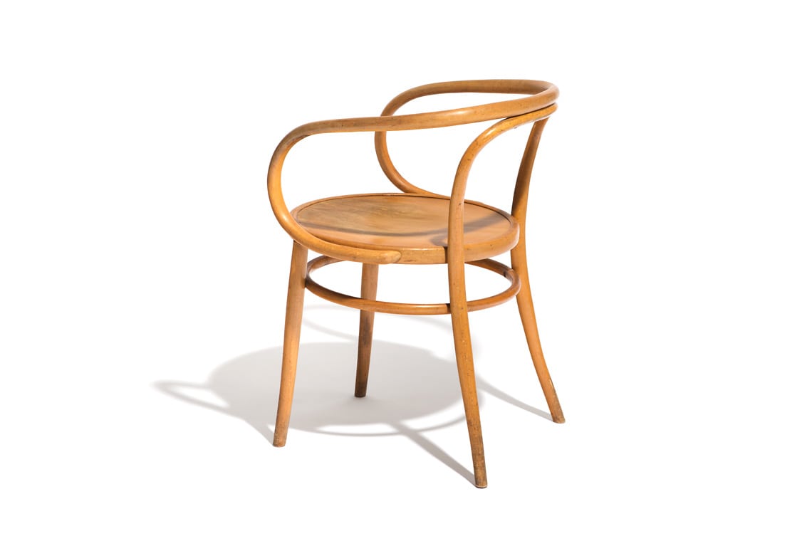 Etoz August Thonet 9 By Swiss Manufacturer Horgenglarus