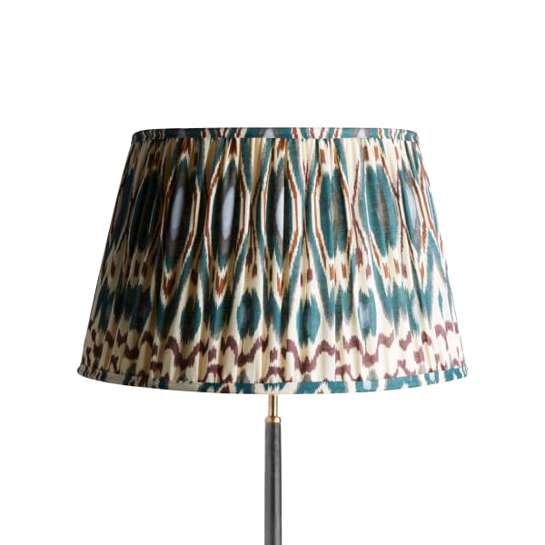 Red lamp outlet shades near me