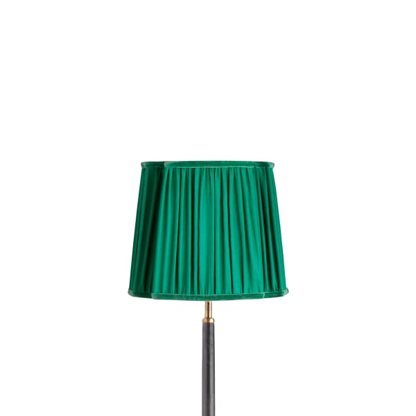25cm fluted fancy shade in emerald silk with velvet tape