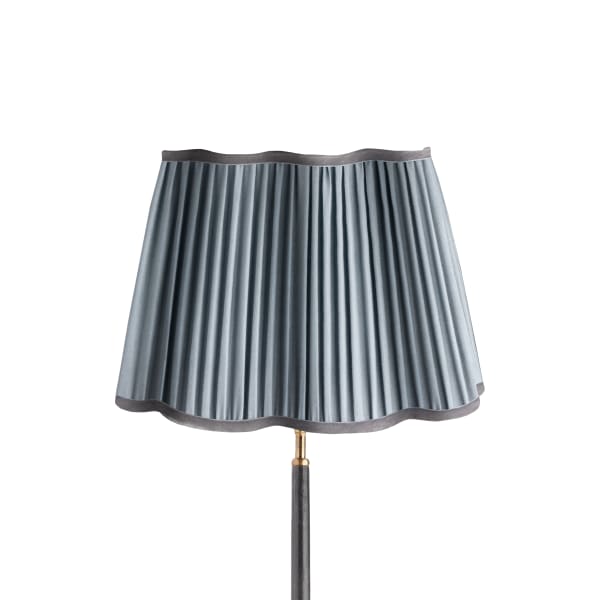 40cm scalloped shade in Moonstone silk with velvet tape