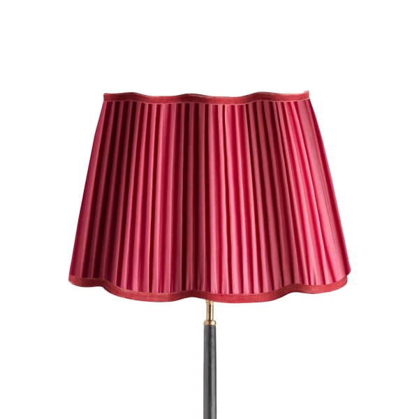 45cm scalloped shade in Ruby silk with velvet tape