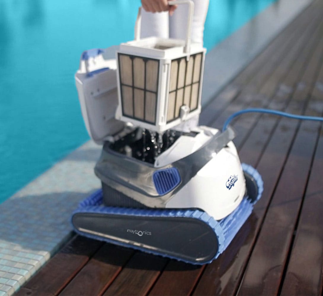 Dolphin S200 Robotic Pool Cleaner