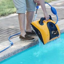 Dolphin W 20 Commercial Robotic Pool Cleaner