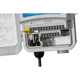 X2-400, 4-Station Controller Internal Transformer And Plug With Plastic Cabinet 120V