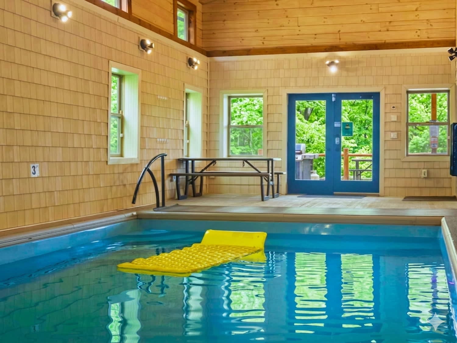 Pool House Lodge heated indoor pool