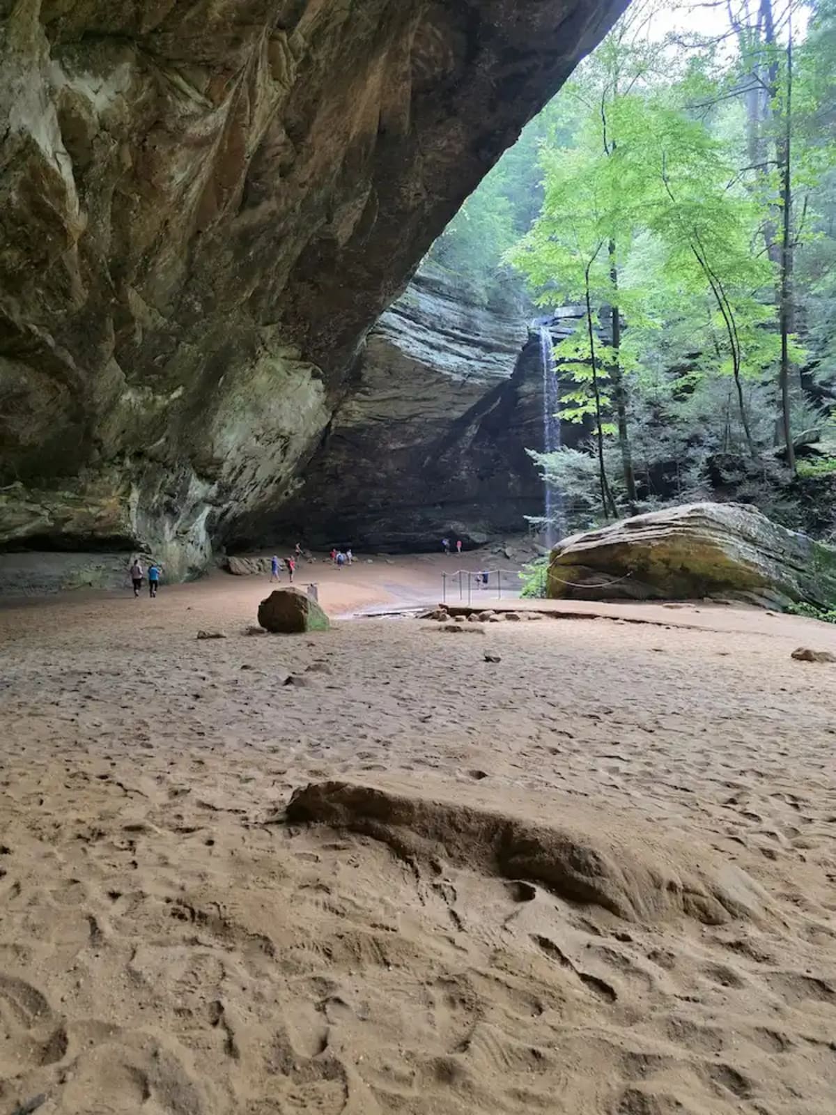 Ash Cave waterfall dropping into the cave area, Hocking Hills Ohio