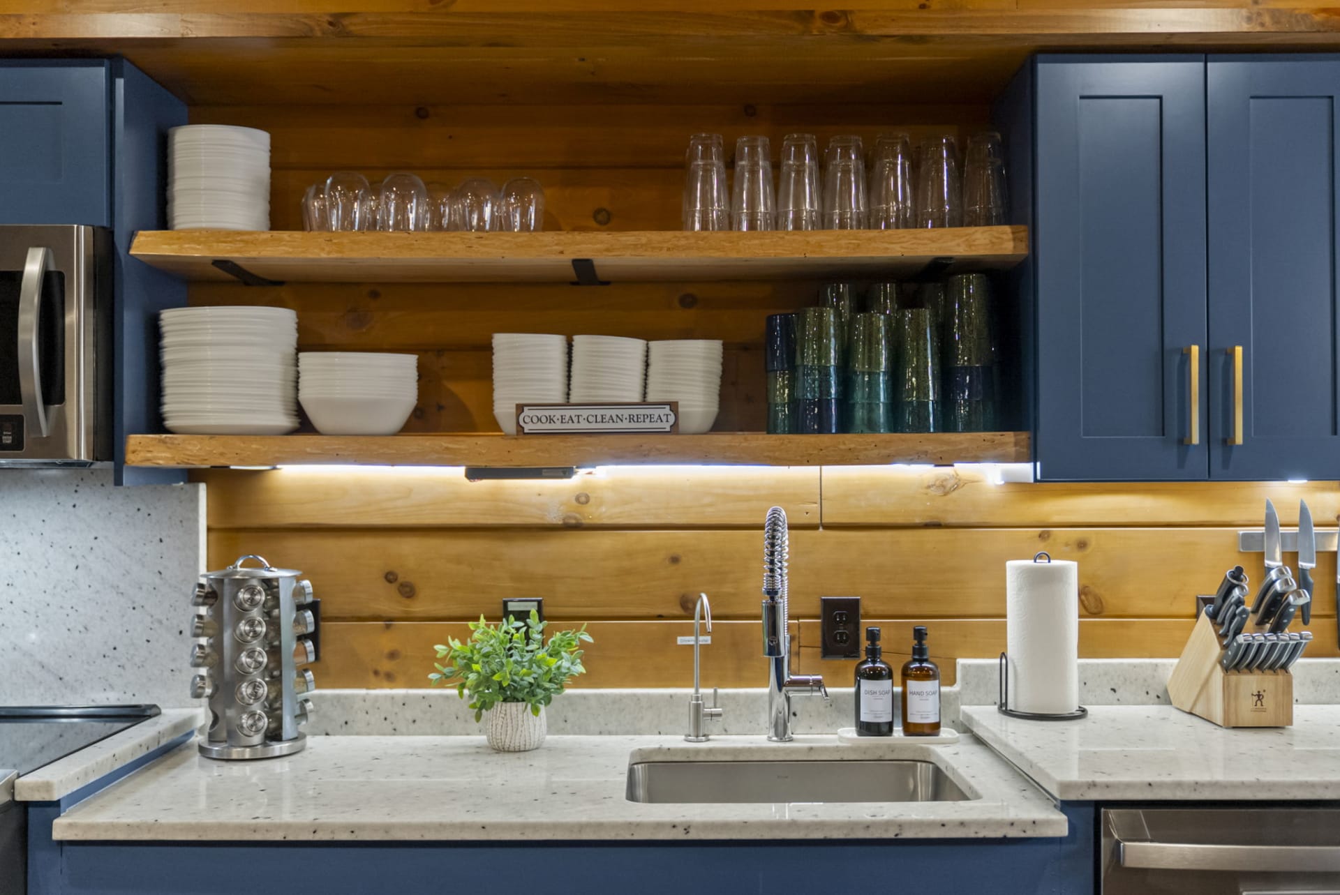 Wheelchair accessible kitchen with 5-foot prep space at Pool House Lodge