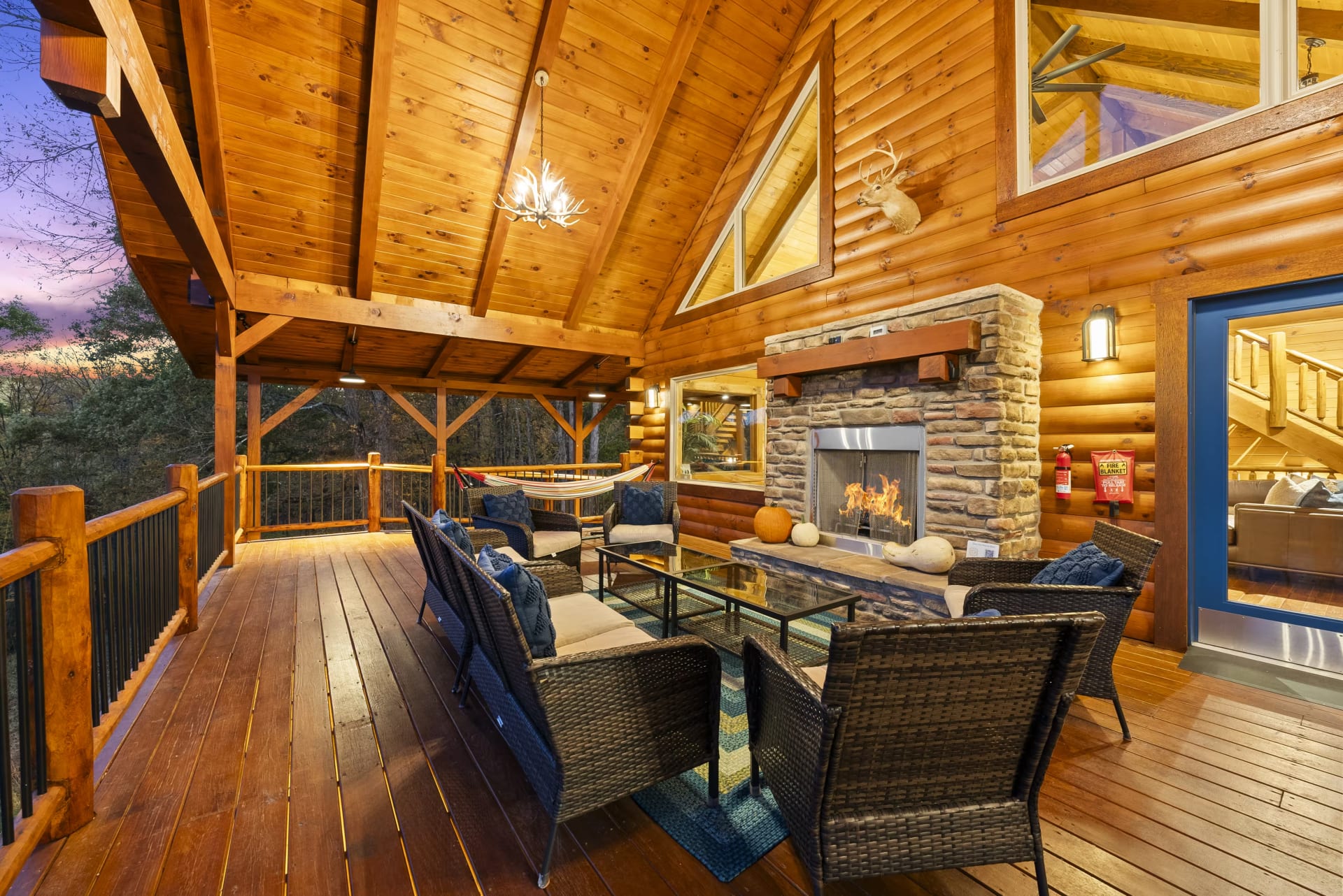 Main level sofa set at Pool House Lodge