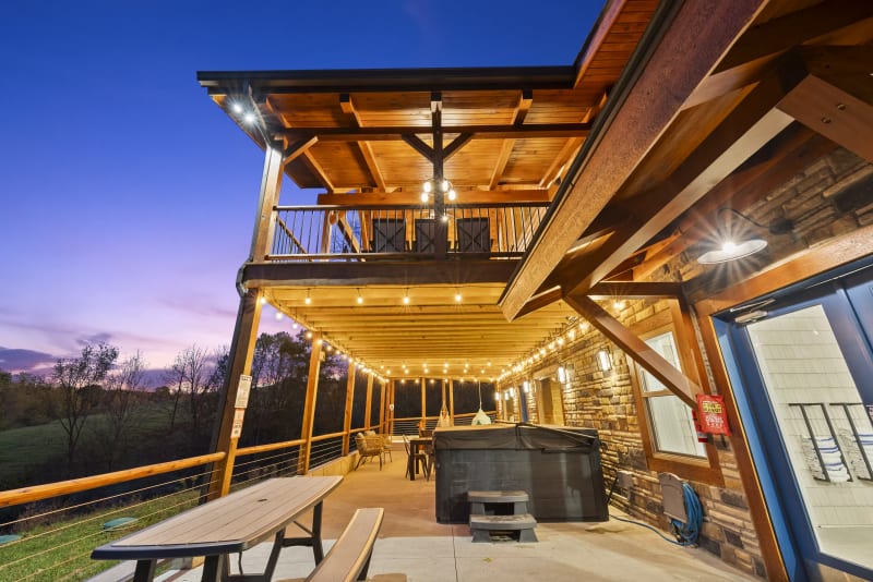 Pool house lodge sideviewofporch