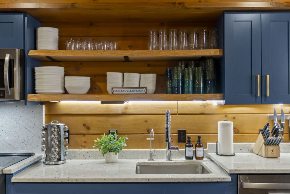 Wheelchair accessible kitchen with 5-foot prep space at Pool House Lodge