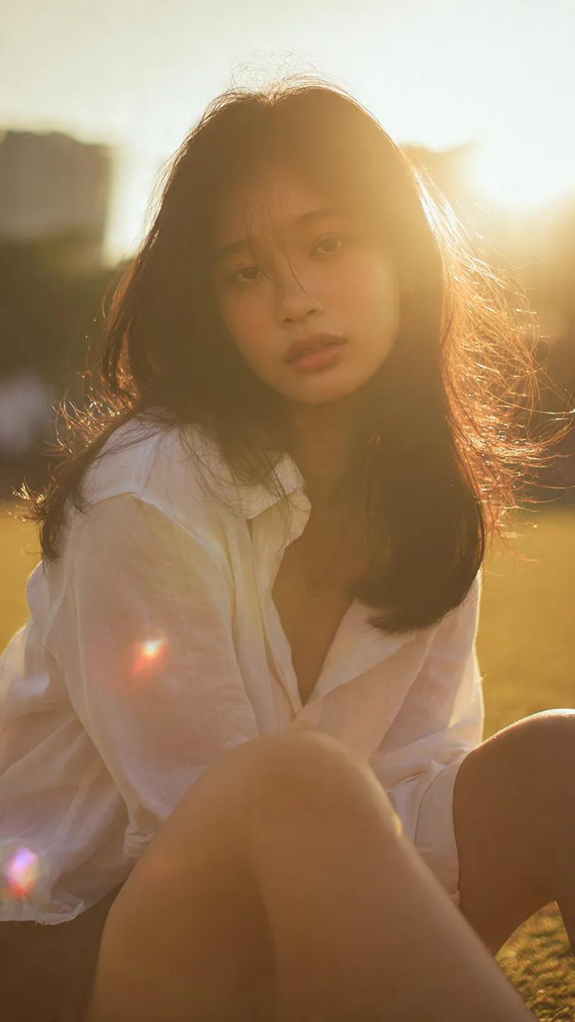 Golden Hour Grass Portrait — Wong Kar-wai Inspired Nano Banana AI image template preview
