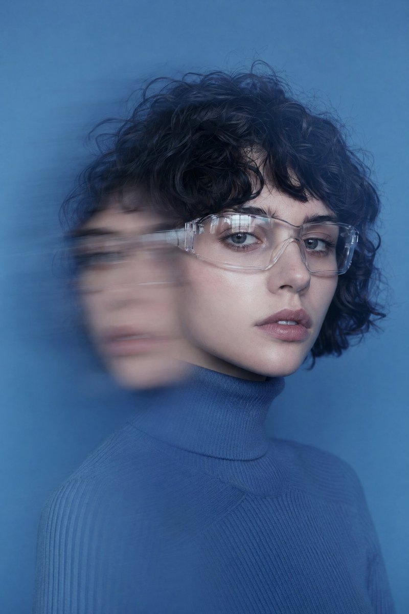 Double Exposure Motion Blur Portrait AI image template preview