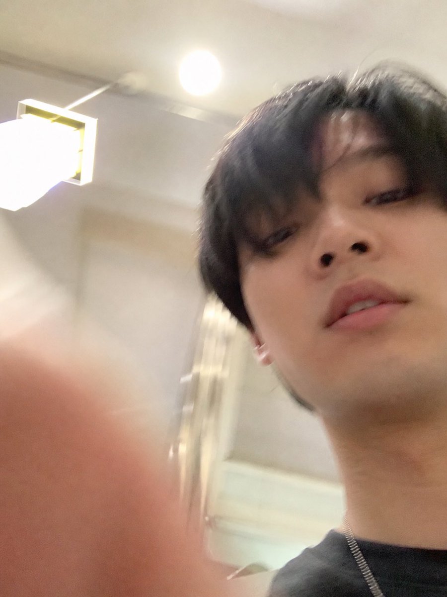 Accidental iPhone Selfie Extraction AI image template preview