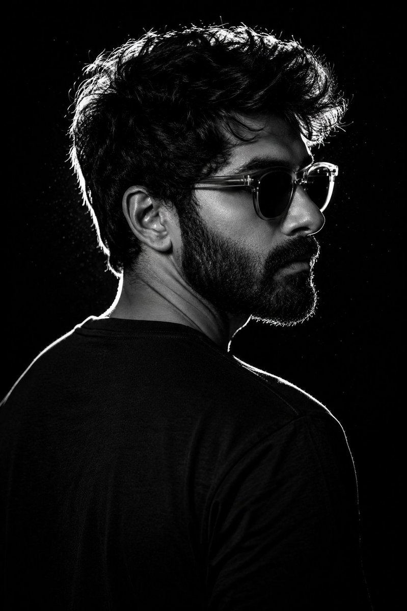 Chiaroscuro Rim-Lit Male Portrait AI image template preview