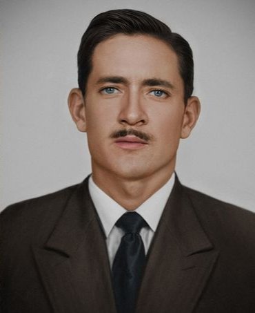 Old Photo Restoration to DSLR Quality AI image template preview