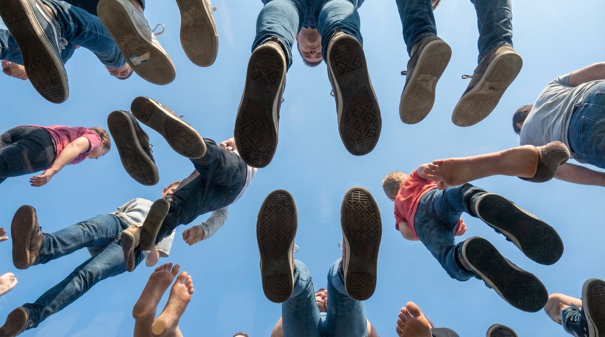 Under Glass Floor Perspective Shot example 3
