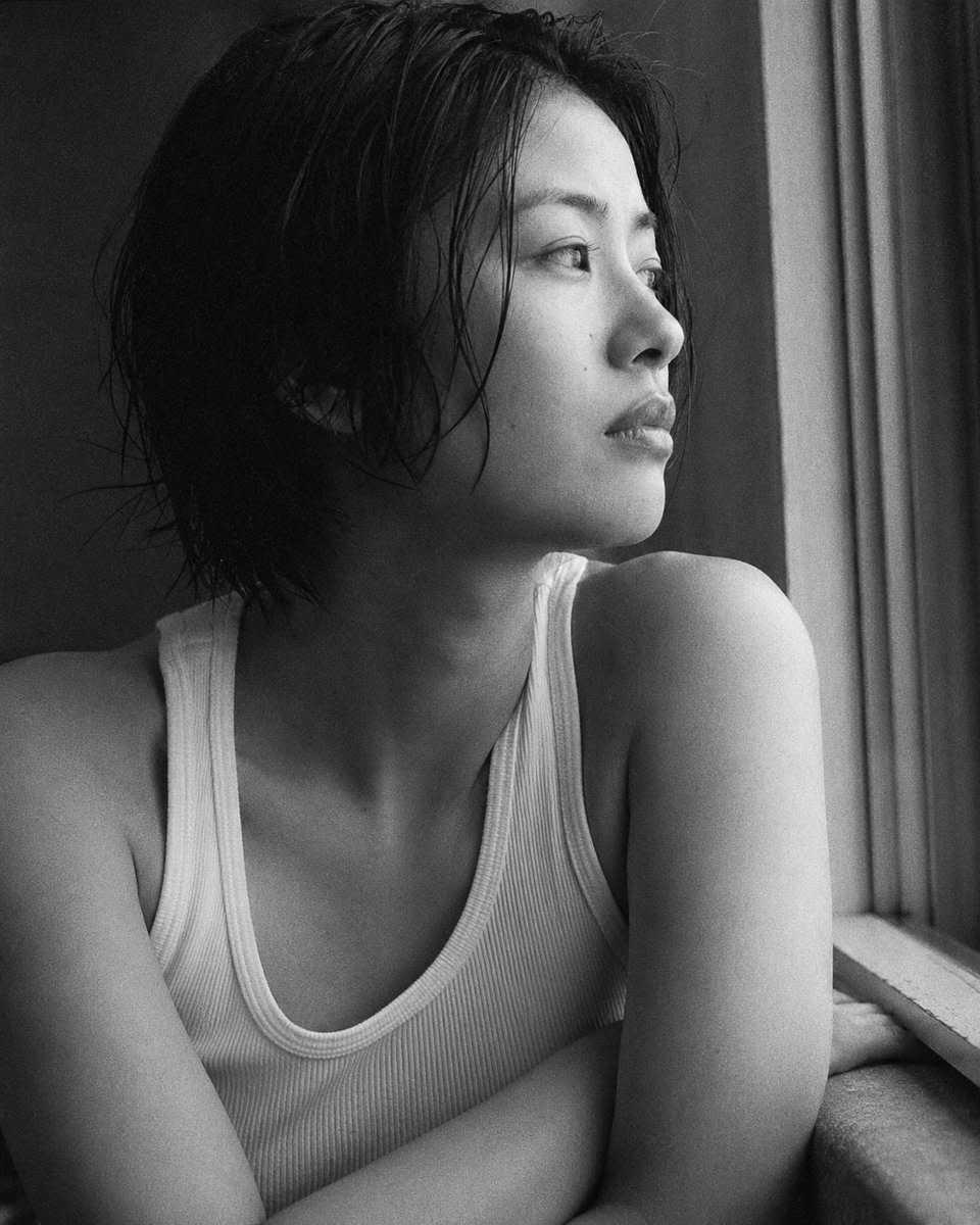 Black and White Japanese Portrait example 1