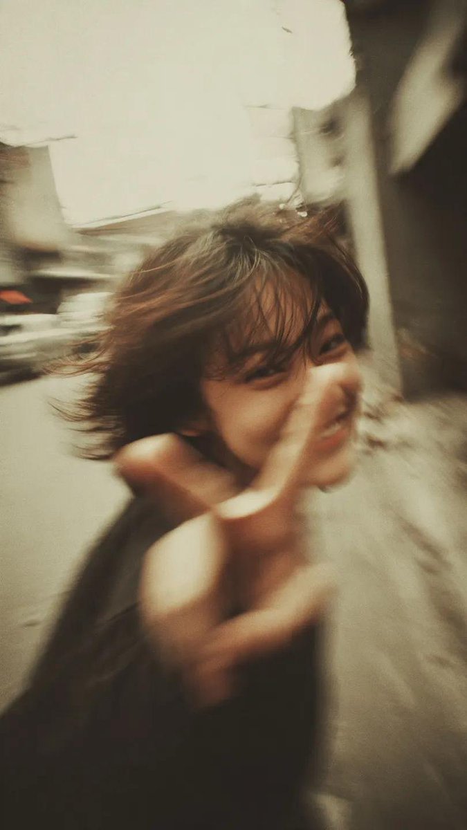 Y2K Street Photography Portrait example 4