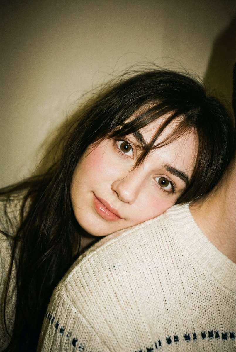 Disposable Camera Aesthetic Portrait with Intimate Pose AI image template preview