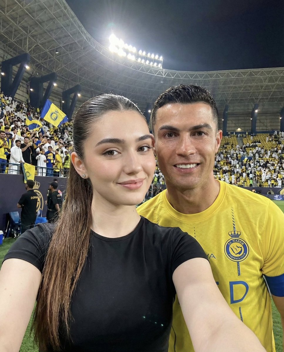 Ronaldo Stadium Selfie Identity Preservation Prompt AI image template preview