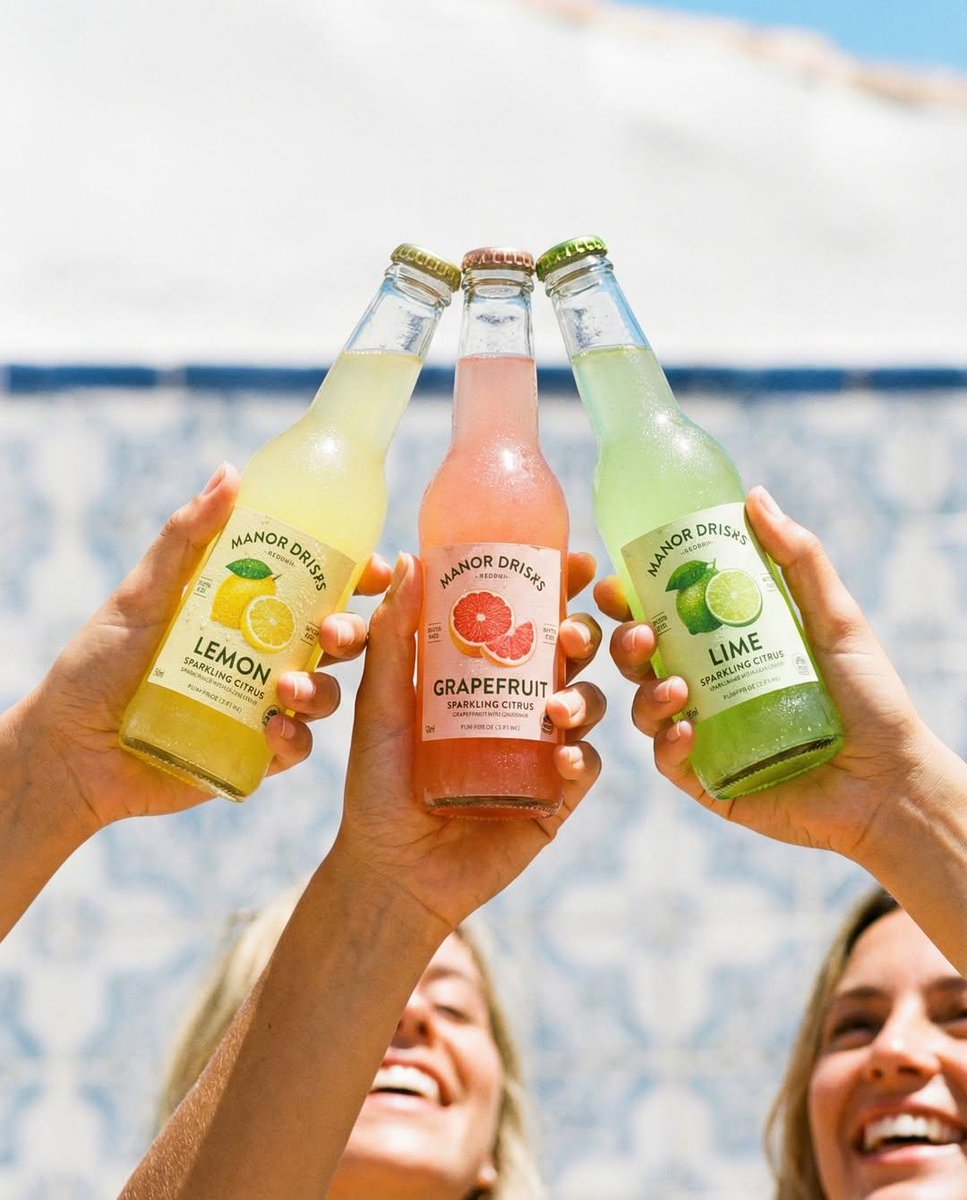 Four Prompts for Commercial Beverage Photography AI image template preview