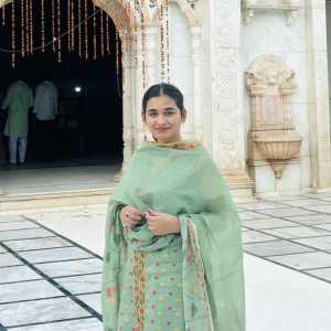 Tarot Riya