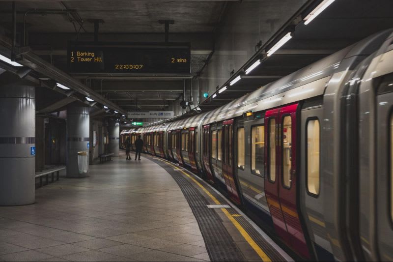 Para efeito de comparação, vamos usar um metrô como exemplo