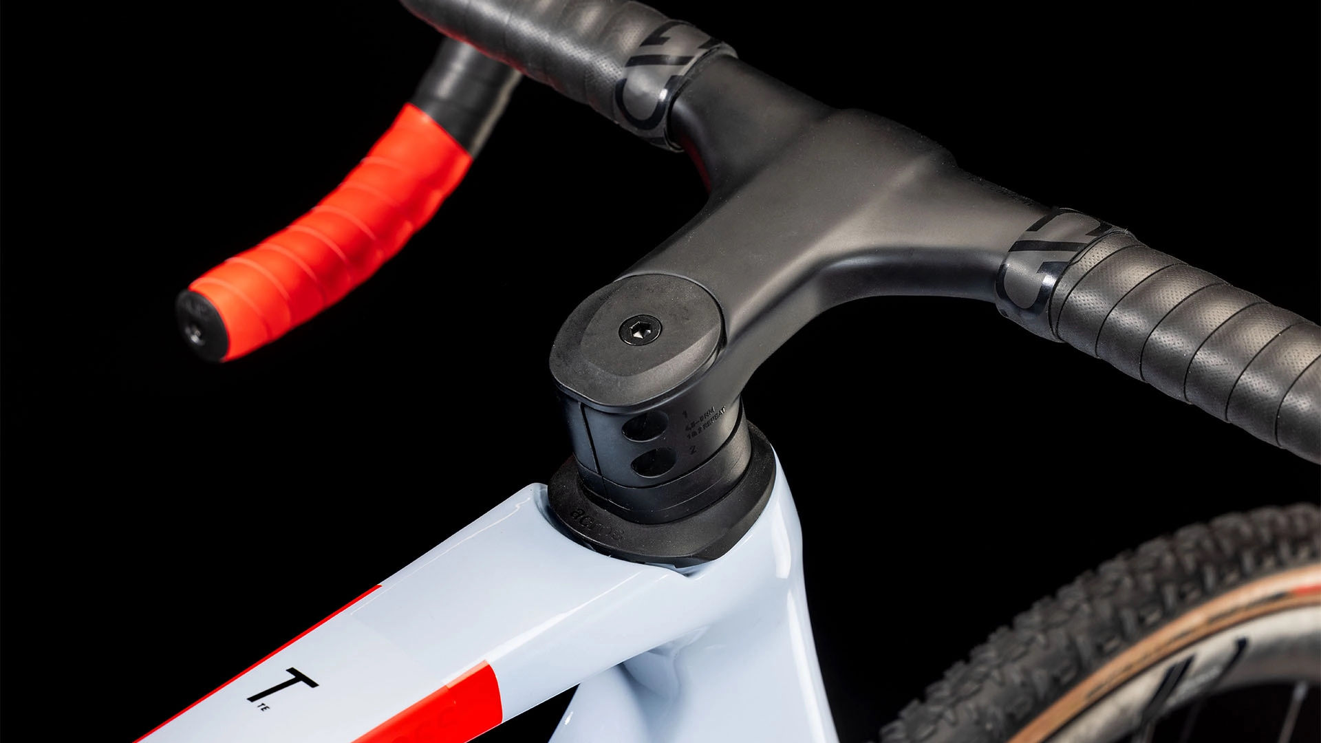CUBE CROSS RACE C:68X TE 2024