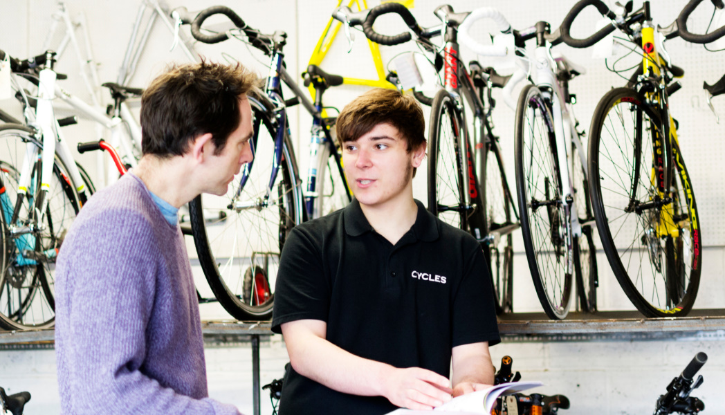 Ventajas de comprar tu bici en una tienda especializada PortalBici