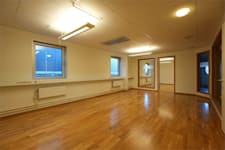 Butikslokal på Svarvarvägen 30, Skogås – bild 8