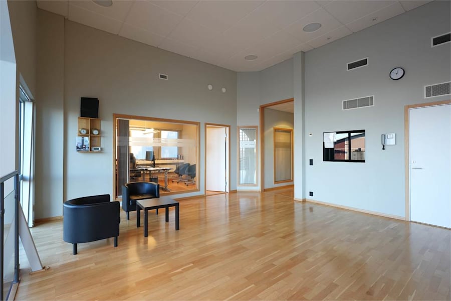 Butikslokal på Svarvarvägen 30, Skogås – bild 5