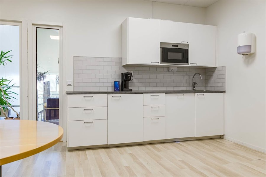 Industrilokal på Lillsjövägen 15, Jordbro – bild 8