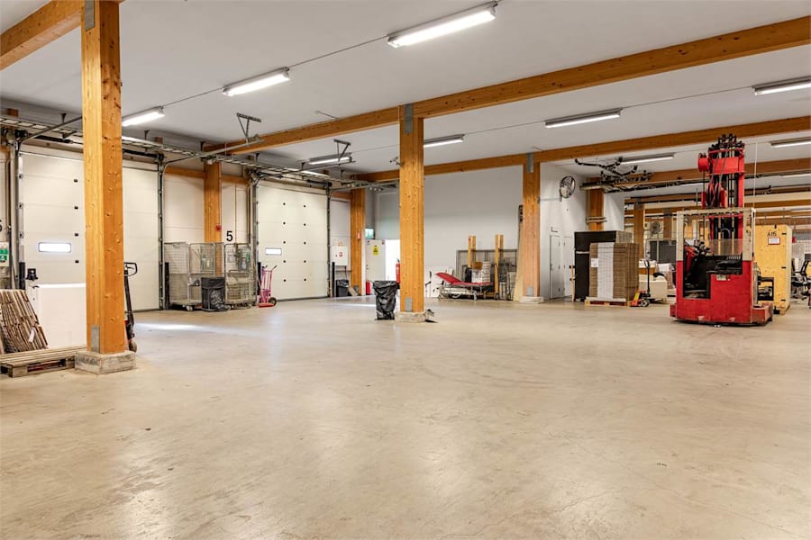 Industrilokal på Speditionsvägen 36, Skogås – bild 2