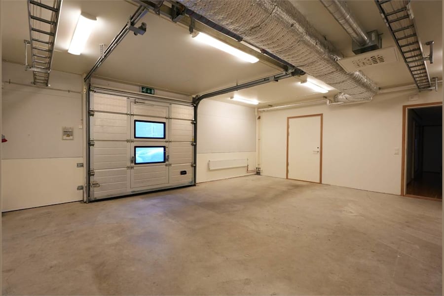 Butikslokal på Svarvarvägen 30, Skogås