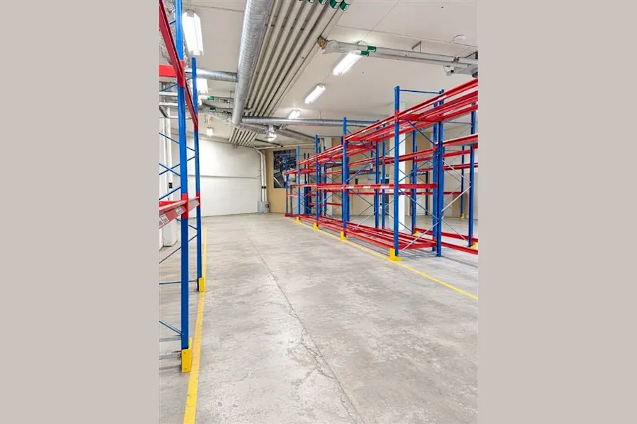 Industrilokal på Sidensvansvägen 8, Sollentuna