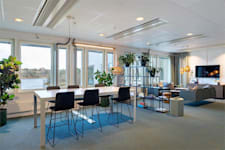 Gustav lll:s Boulevard 54, 3 tr - Sittplatser för möten, paus eller mingel.