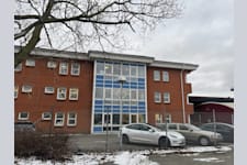 Bjurögatan 28 - Kontorshus tre plan