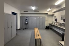 Bjurögatan 28 - omklädning