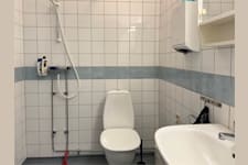 Aminogatan 34 - WC med dusch