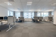 Rosenborgsgatan 12, 1 tr - Stora ytor för kontorslandskap.